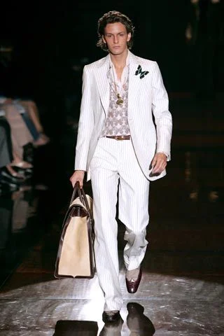 Look 18